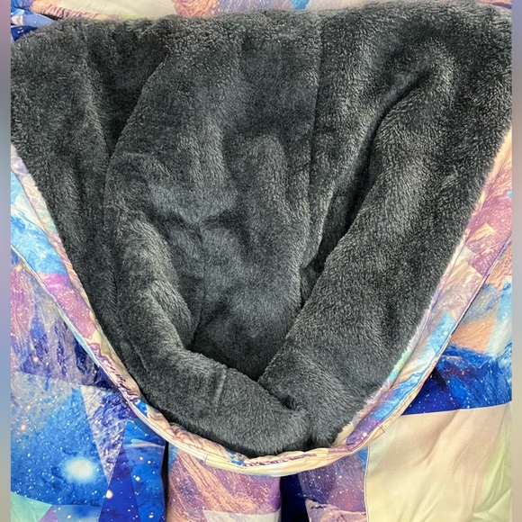 Cute colorful ski jacket - Picture 2 of 7